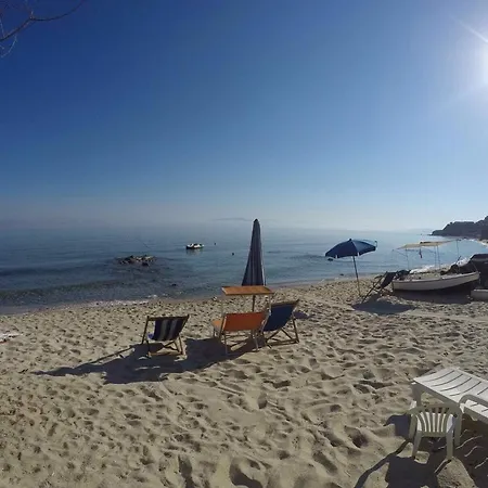 On The Beach Apartament Briatico